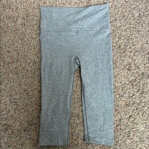 Elegant Heather Gray Women's Capris